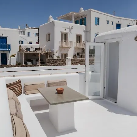 Manto Sunset Loft Apartment