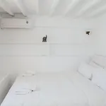 Mooi Manto Sunset Loft Apartment