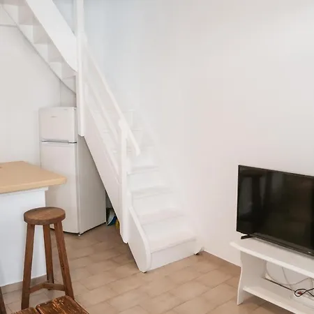 Manto Sunset Loft Apartment